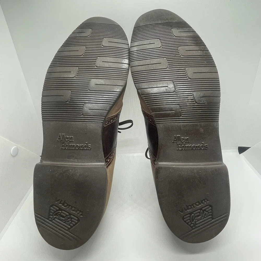 Allen Edmonds Men's  Size 9 Saddle Shoes Brown 2 Tone‎ Suede Leather Vibrate